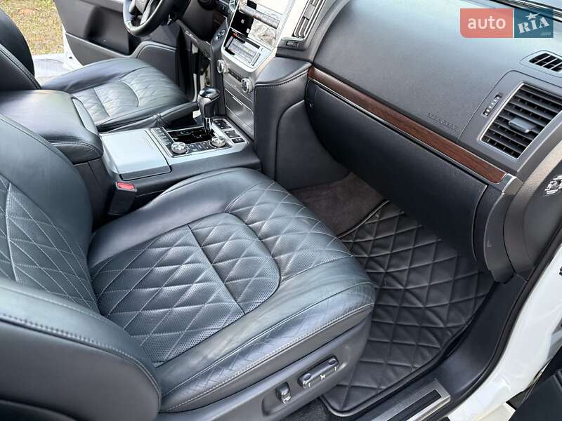 Внедорожник / Кроссовер Toyota Land Cruiser 2018 в Одессе фото 35 Внедорожник / Кроссовер Toyota Land Cruiser 2018 в Одессе