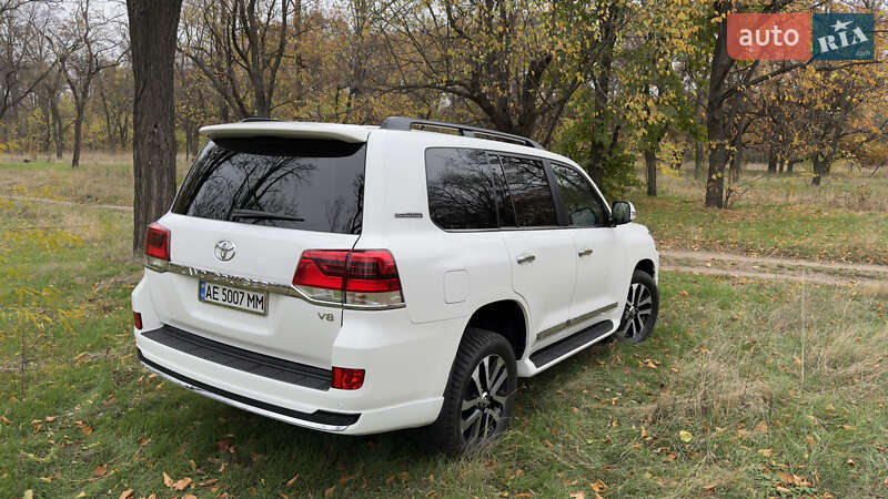 Внедорожник / Кроссовер Toyota Land Cruiser 2019 в Днепре