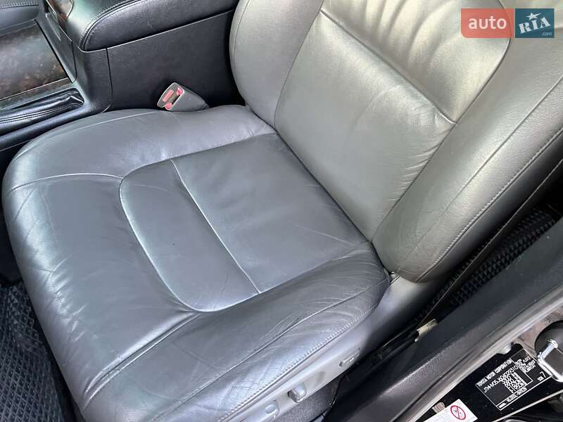 Позашляховик / Кросовер Toyota Land Cruiser 2008 в Києві