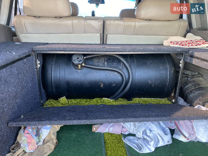 Внедорожник / Кроссовер Toyota Land Cruiser 1996 в Сваляве фото 7 Внедорожник / Кроссовер Toyota Land Cruiser 1996 в Сваляве