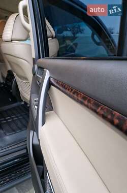 Внедорожник / Кроссовер Toyota Land Cruiser 2008 в 