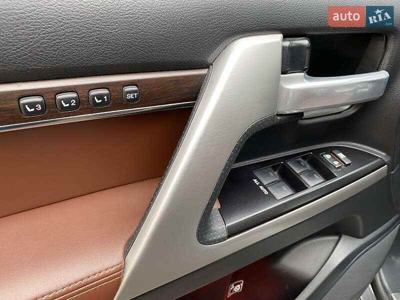 Внедорожник / Кроссовер Toyota Land Cruiser 2018 в Одессе