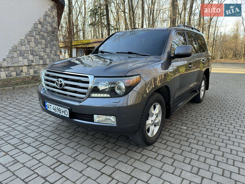 Позашляховик / Кросовер Toyota Land Cruiser 2008 в Івано-Франківську