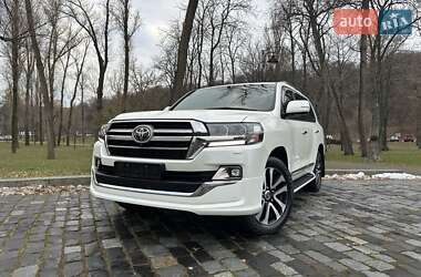 Внедорожник / Кроссовер Toyota Land Cruiser 2019 в Киеве