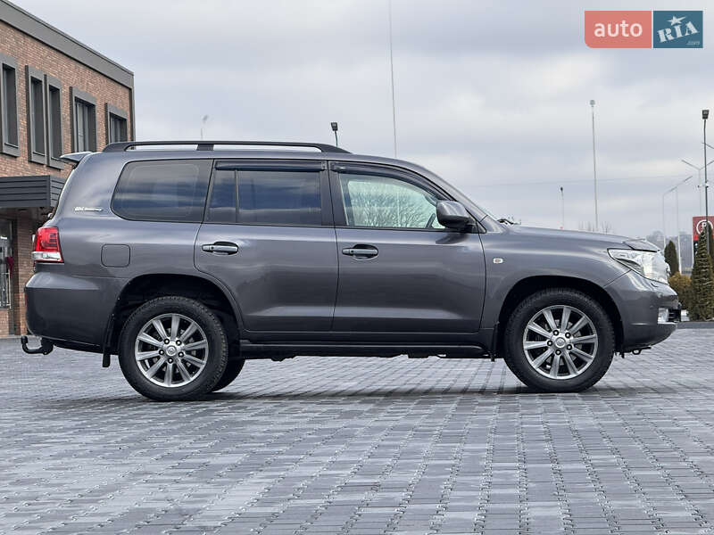 Внедорожник / Кроссовер Toyota Land Cruiser 2008 в Черновцах