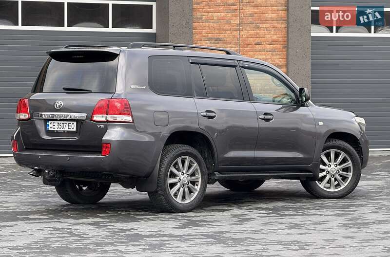 Внедорожник / Кроссовер Toyota Land Cruiser 2008 в Черновцах