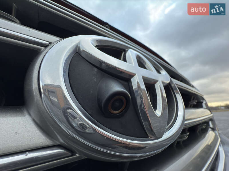 Внедорожник / Кроссовер Toyota Land Cruiser 2008 в Черновцах