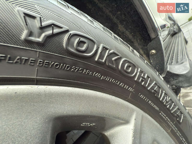 Внедорожник / Кроссовер Toyota Land Cruiser 2008 в Черновцах