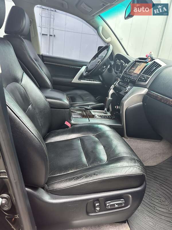 Внедорожник / Кроссовер Toyota Land Cruiser 2012 в Киеве