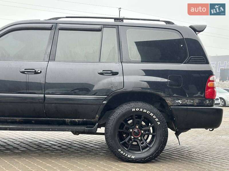 Внедорожник / Кроссовер Toyota Land Cruiser 2001 в Львове