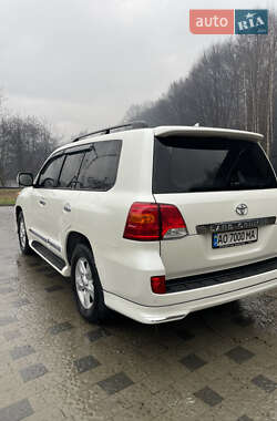 Внедорожник / Кроссовер Toyota Land Cruiser 2015 в Тячеве