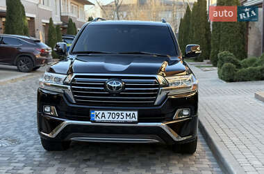 Позашляховик / Кросовер Toyota Land Cruiser 2016 в Дніпрі