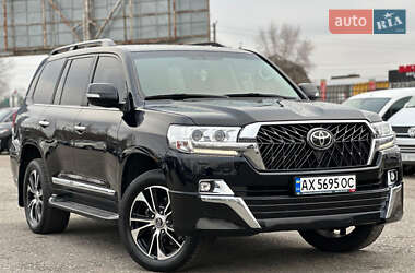 Позашляховик / Кросовер Toyota Land Cruiser 2019 в Києві