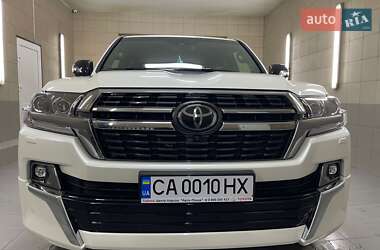 Позашляховик / Кросовер Toyota Land Cruiser 2020 в Умані