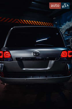 Внедорожник / Кроссовер Toyota Land Cruiser 2013 в Самборе