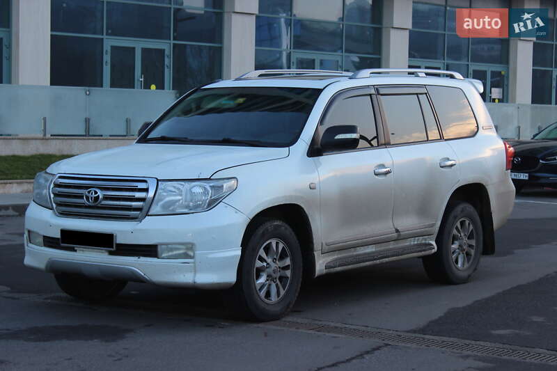 Позашляховик / Кросовер Toyota Land Cruiser 2011 в Дніпрі