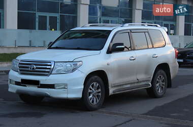 Позашляховик / Кросовер Toyota Land Cruiser 2011 в Дніпрі