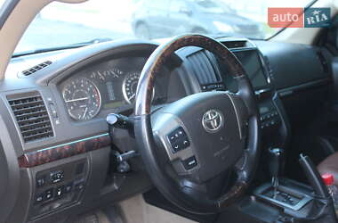 Позашляховик / Кросовер Toyota Land Cruiser 2011 в Дніпрі