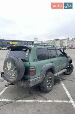 Внедорожник / Кроссовер Toyota Land Cruiser 1998 в Киеве