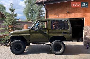 Внедорожник / Кроссовер Toyota Land Cruiser 1995 в 