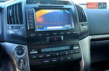 Внедорожник / Кроссовер Toyota Land Cruiser 2008 в 
