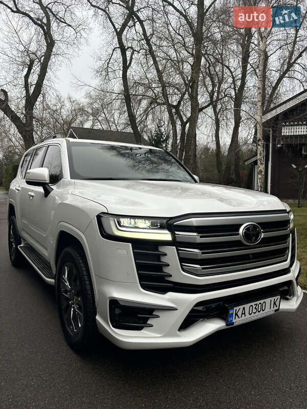 Внедорожник / Кроссовер Toyota Land Cruiser 2023 в Киеве