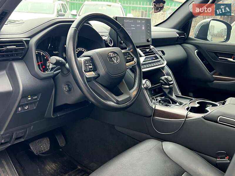 Позашляховик / Кросовер Toyota Land Cruiser 2021 в Києві