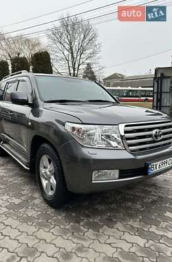 Внедорожник / Кроссовер Toyota Land Cruiser 2008 в 