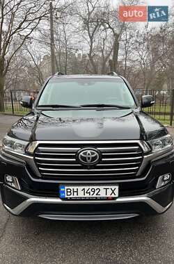 Внедорожник / Кроссовер Toyota Land Cruiser 2017 в Одессе