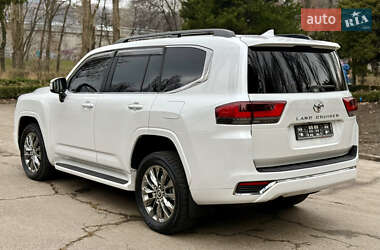 Внедорожник / Кроссовер Toyota Land Cruiser 2023 в Киеве