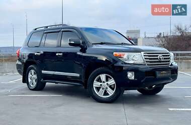 Внедорожник / Кроссовер Toyota Land Cruiser 2013 в Киеве