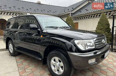 Внедорожник / Кроссовер Toyota Land Cruiser 2002 в Черновцах