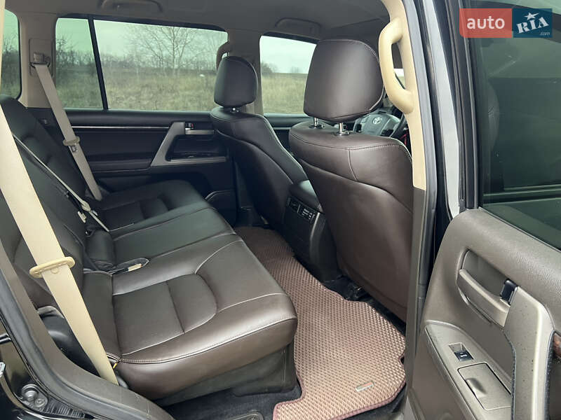 Внедорожник / Кроссовер Toyota Land Cruiser 2007 в Полтаве