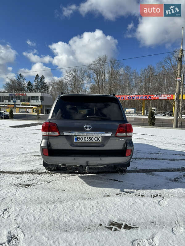 Внедорожник / Кроссовер Toyota Land Cruiser 2010 в Тернополе