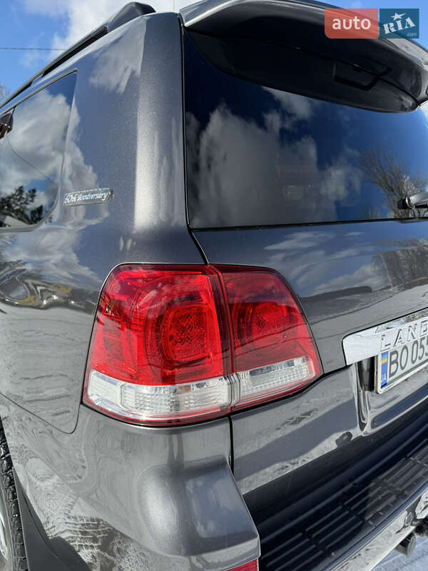 Внедорожник / Кроссовер Toyota Land Cruiser 2010 в Тернополе