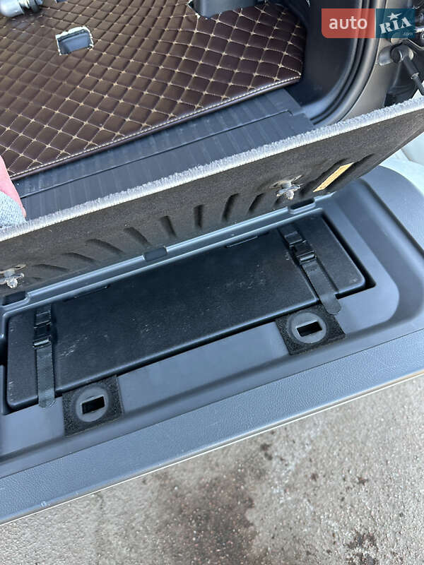 Внедорожник / Кроссовер Toyota Land Cruiser 2013 в Житомире