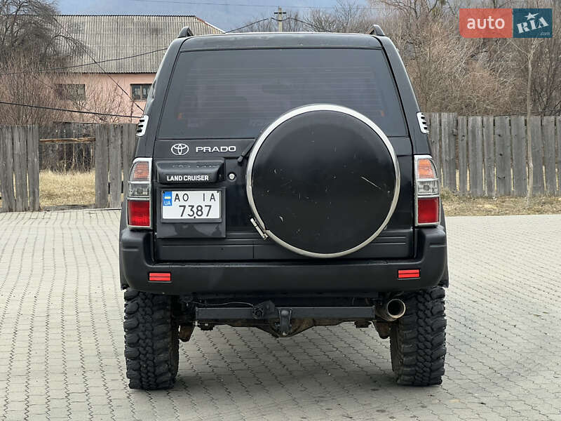 Позашляховик / Кросовер Toyota Land Cruiser 1998 в Сваляві