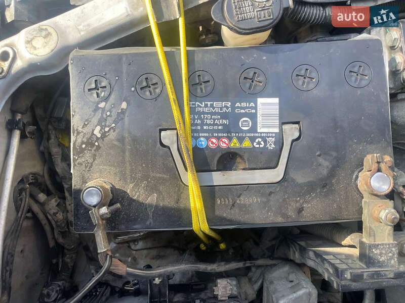 Внедорожник / Кроссовер Toyota Land Cruiser 2002 в Черновцах