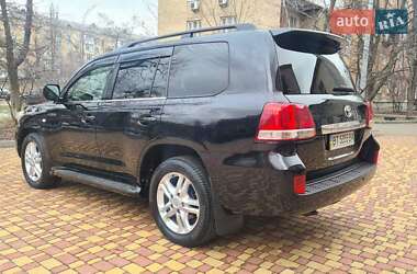 Внедорожник / Кроссовер Toyota Land Cruiser 2008 в 