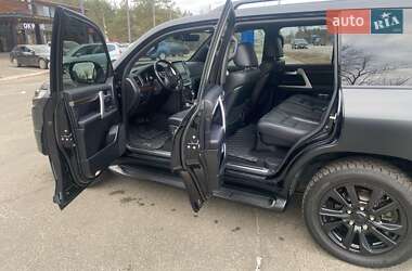 Внедорожник / Кроссовер Toyota Land Cruiser 2020 в 
