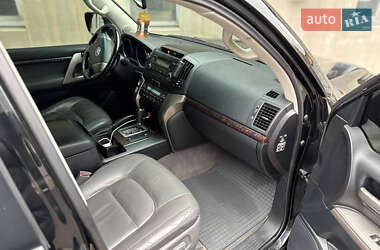 Внедорожник / Кроссовер Toyota Land Cruiser 2008 в 