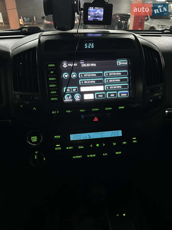 Внедорожник / Кроссовер Toyota Land Cruiser 2009 в Киеве