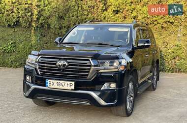 Внедорожник / Кроссовер Toyota Land Cruiser 2017 в Черновцах