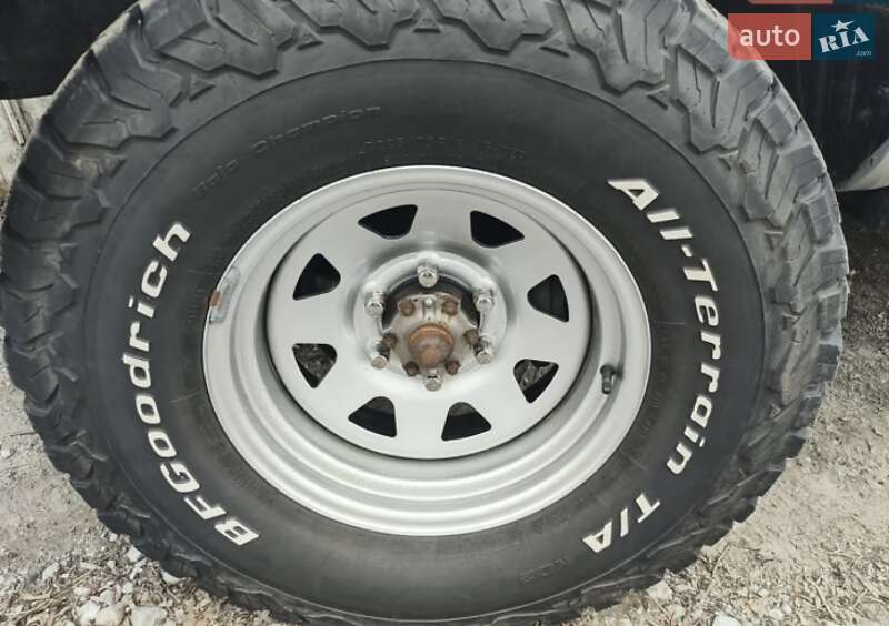 Внедорожник / Кроссовер Toyota Land Cruiser 1994 в Днепре