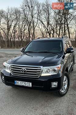 Позашляховик / Кросовер Toyota Land Cruiser 2012 в Львові