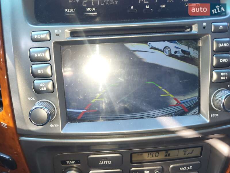 Внедорожник / Кроссовер Toyota Land Cruiser 2005 в Ровно