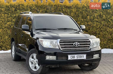 Внедорожник / Кроссовер Toyota Land Cruiser 2007 в Стрые