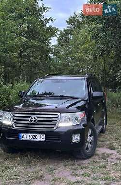 Внедорожник / Кроссовер Toyota Land Cruiser 2012 в Калуше