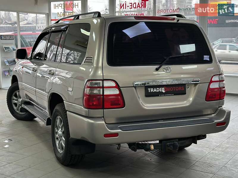 Внедорожник / Кроссовер Toyota Land Cruiser 2003 в Киеве