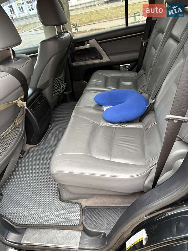 Позашляховик / Кросовер Toyota Land Cruiser 2010 в Конотопі